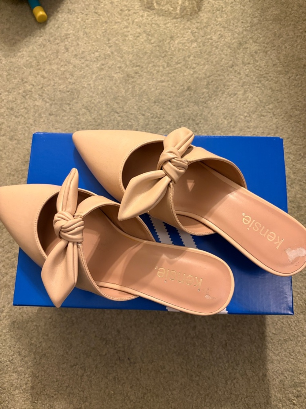 Kensie Nude Blush Knot-Accent Pointed-Toe Kitten Heels